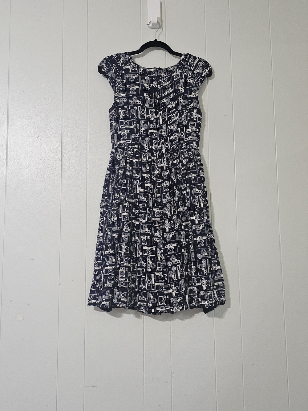 Emily and Fin Camera Print Fit & Flare Dress Blue White Retro Midi Pockets Small - Picture 3 of 10